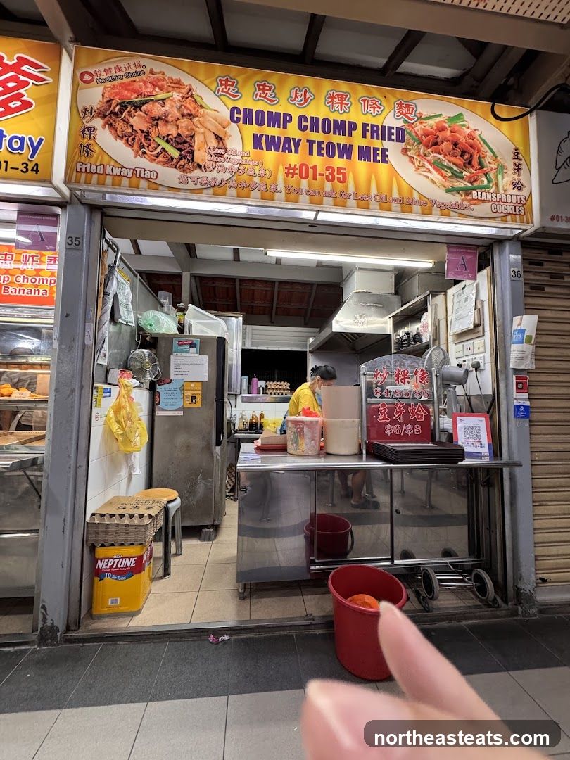 Chomp Chomp Fried Kway Teow Mee
