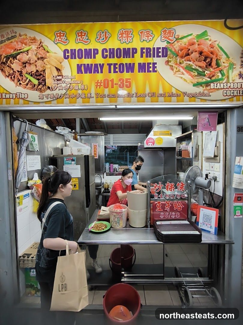 Chomp Chomp Fried Kway Teow Mee