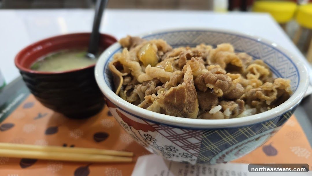 Beef bowl with miso soup