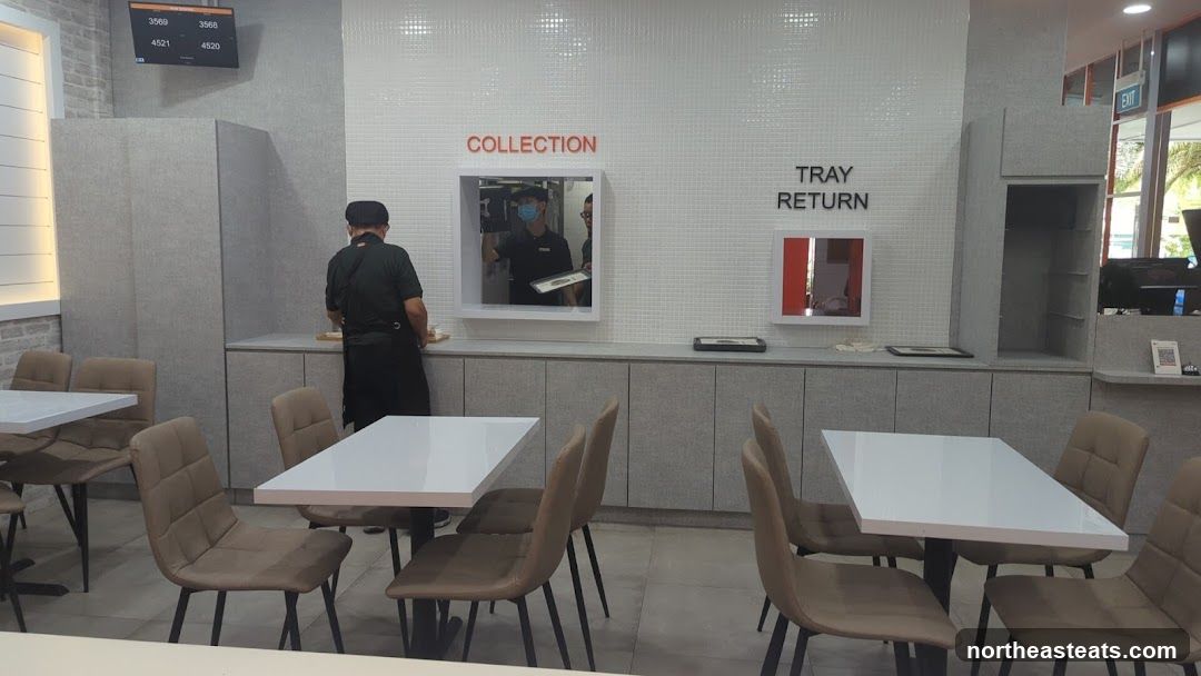 Restaurant Collection and Tray Return Area