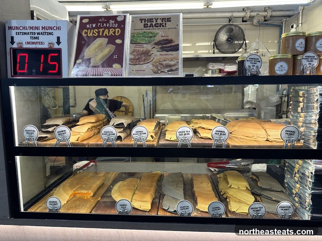 Food display with waiting time indicator
