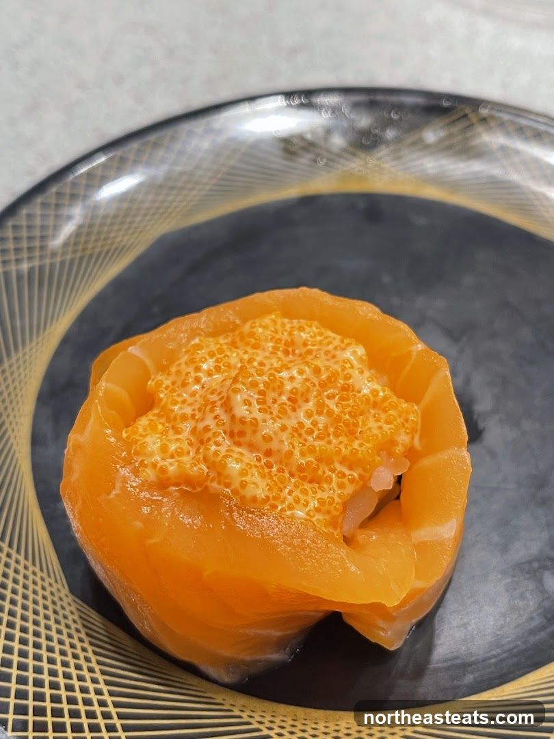 Salmon Roll with Roe