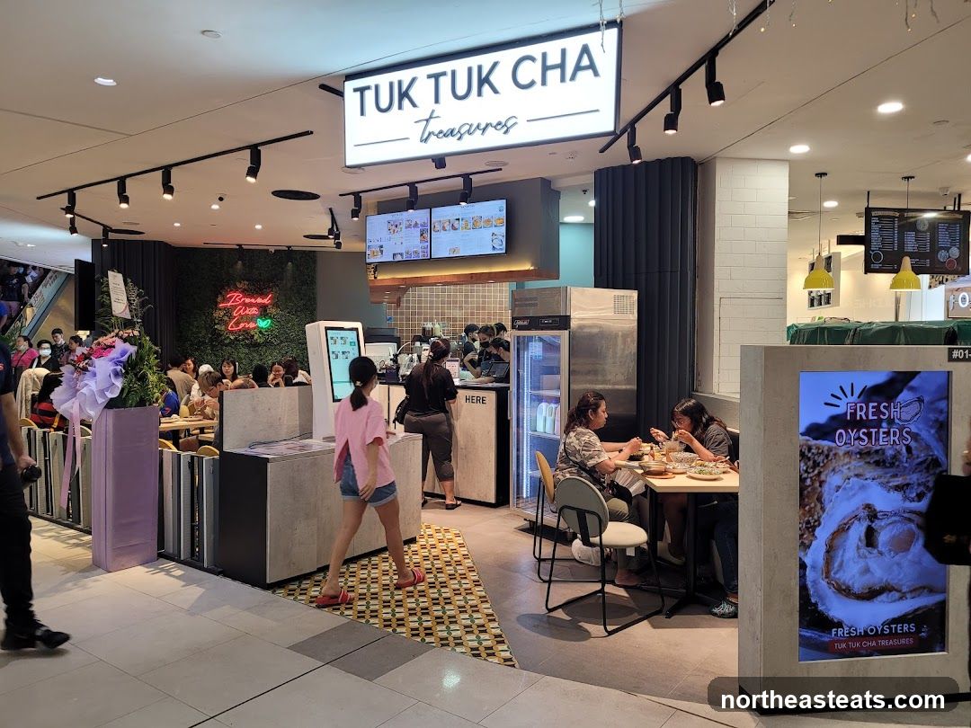 Tuk Tuk Cha Treasures Restaurant