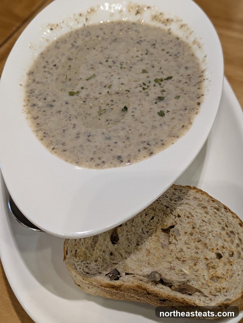 Mushroom Soup with Bread