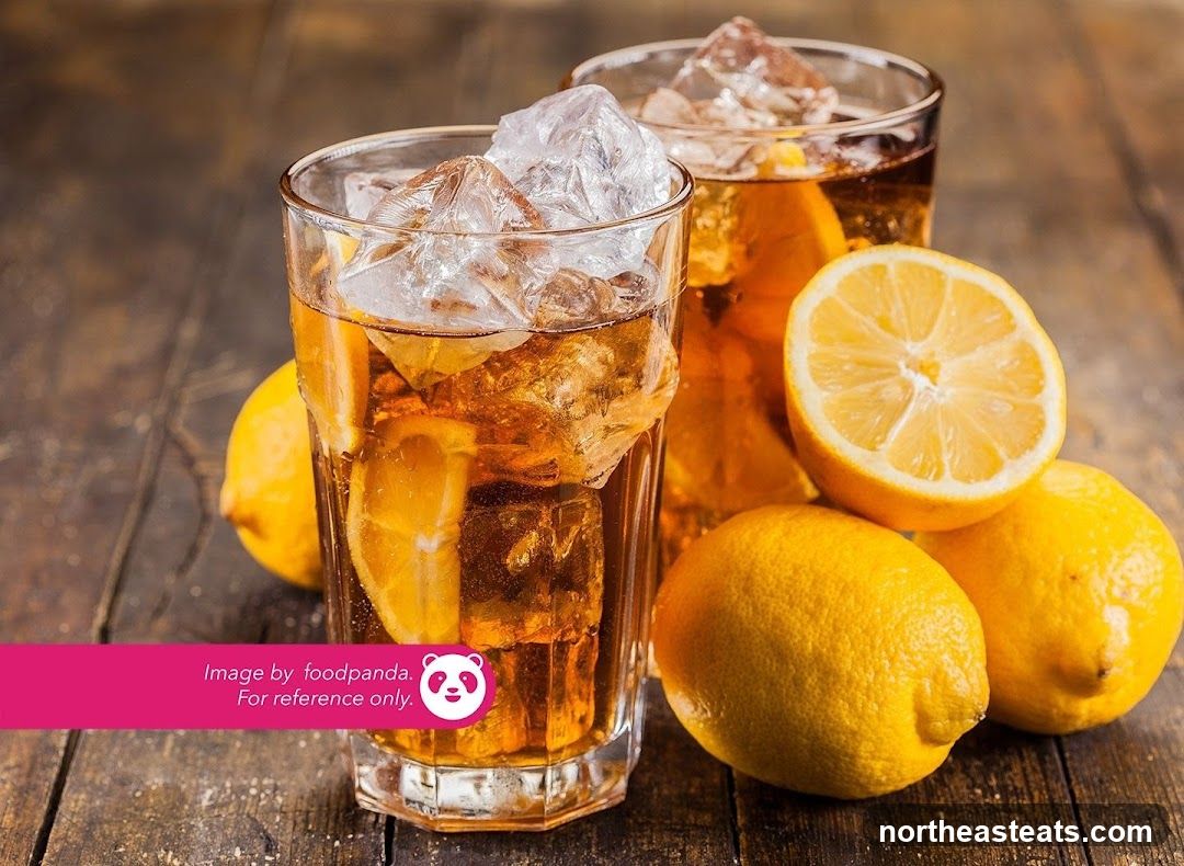Iced Tea with Lemons