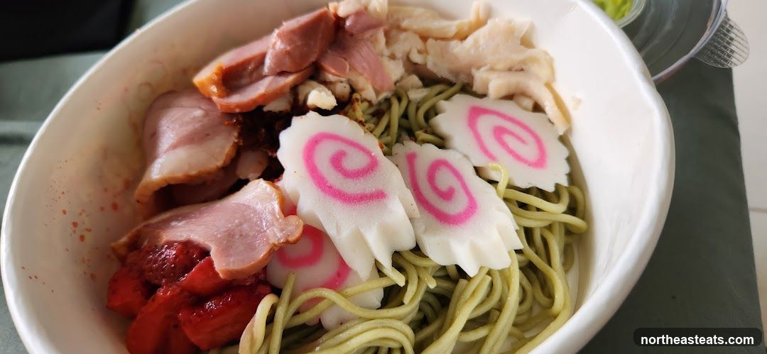 Noodle Dish with Meat and Fish Cake