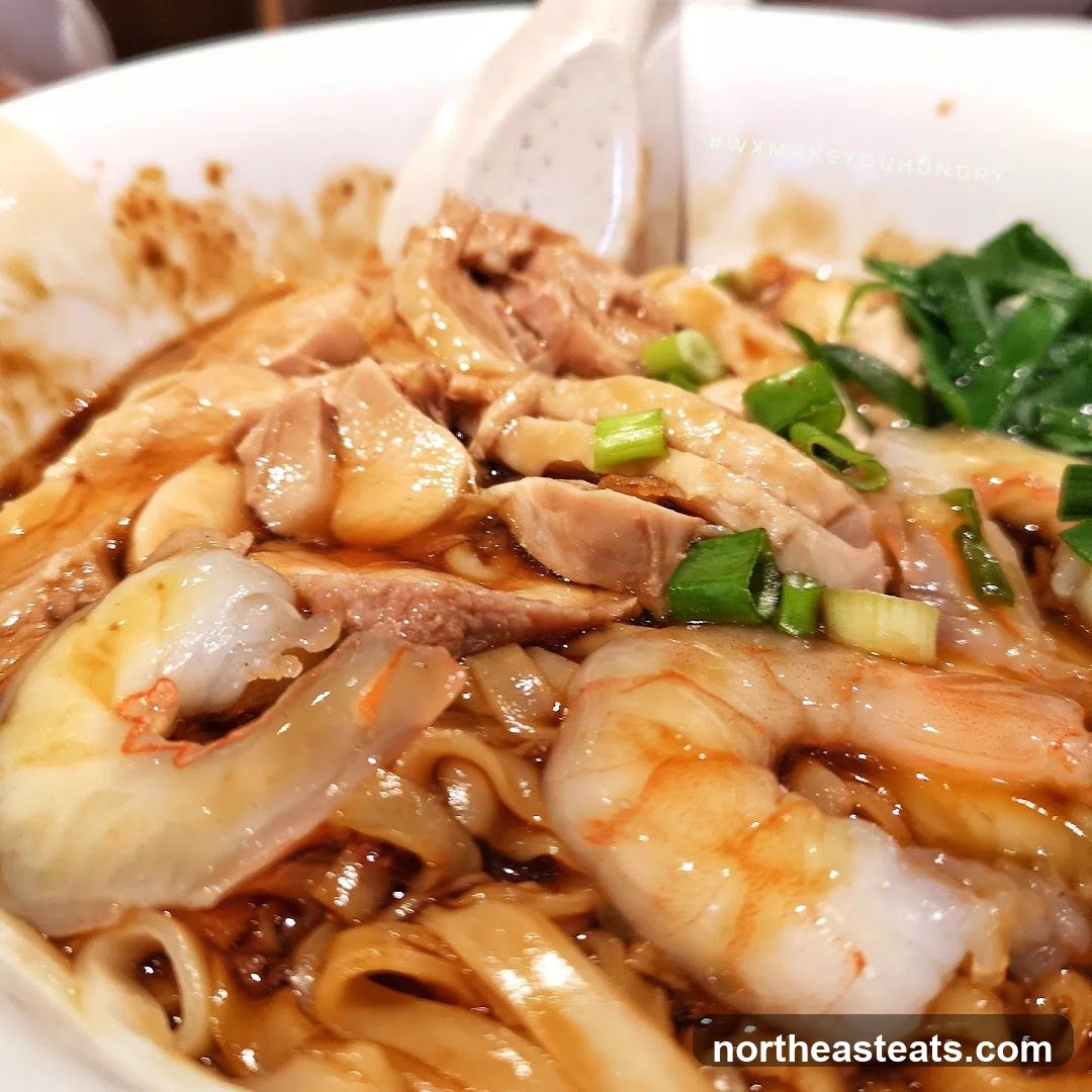 Noodle Dish with Shrimp and Chicken
