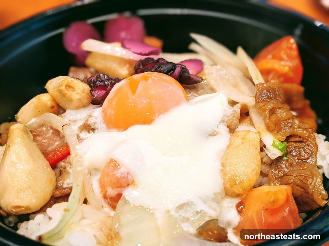 Rice Bowl with Egg and Beef