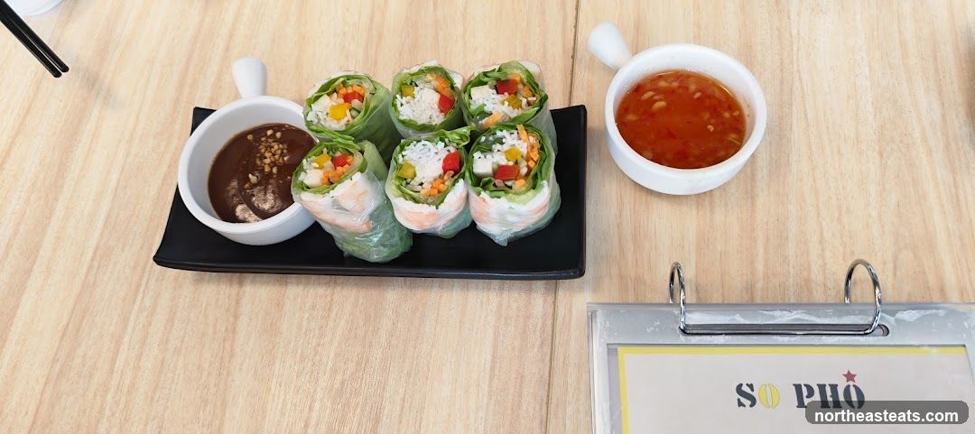 Fresh Spring Rolls with Dipping Sauces