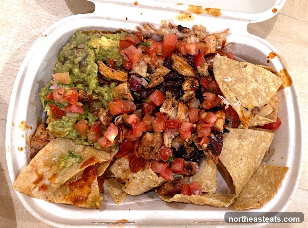 Nachos with Guacamole and Chicken