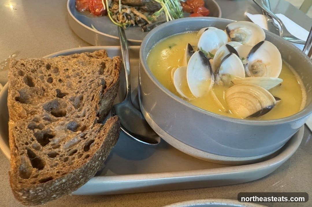 Clam Chowder with Bread