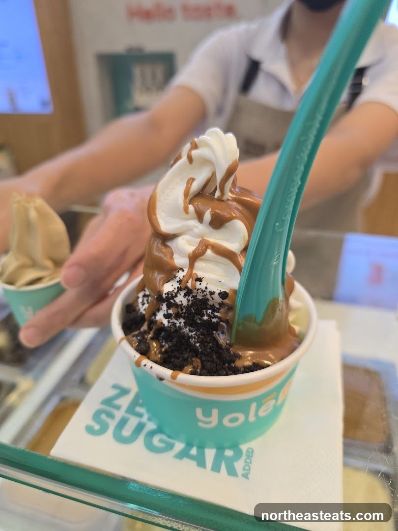 Yole Frozen Yogurt