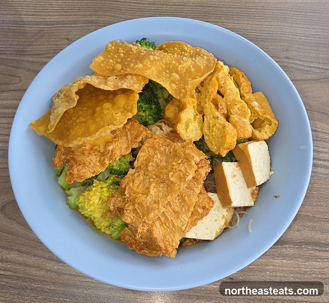 Noodles with Broccoli and Fried Tofu