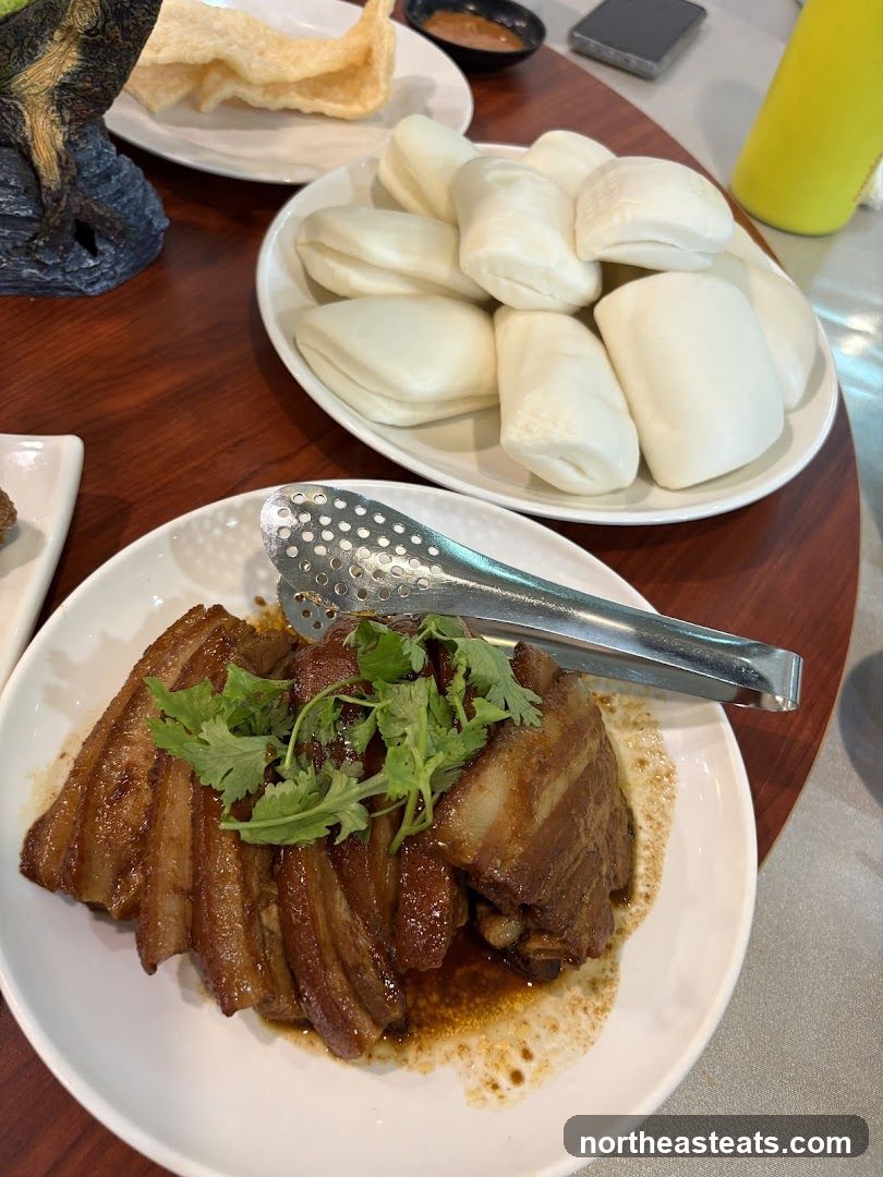 Braised Pork Belly with Steamed Buns