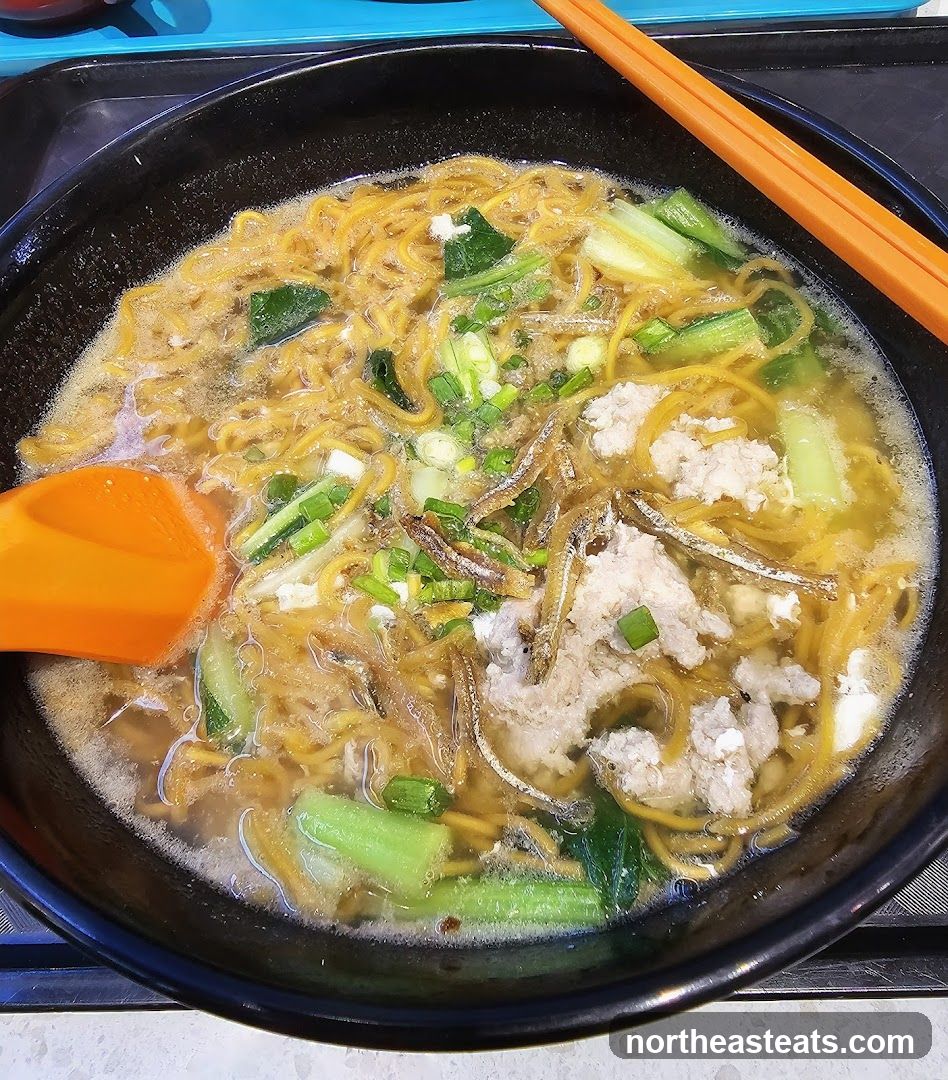 Noodle Soup with Minced Pork and Anchovies