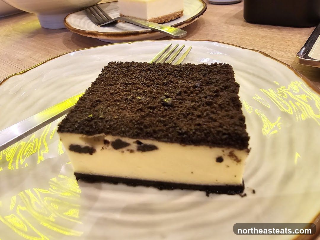Oreo Cheesecake Slice