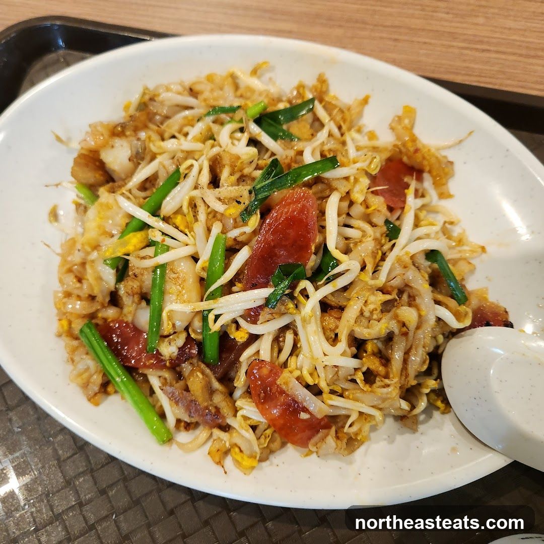 Fried Noodles with Sausage and Bean Sprouts