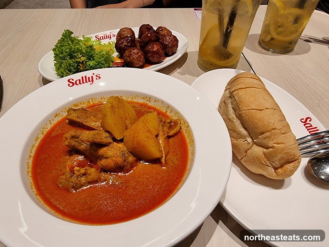 Curry with Bread and Meatballs