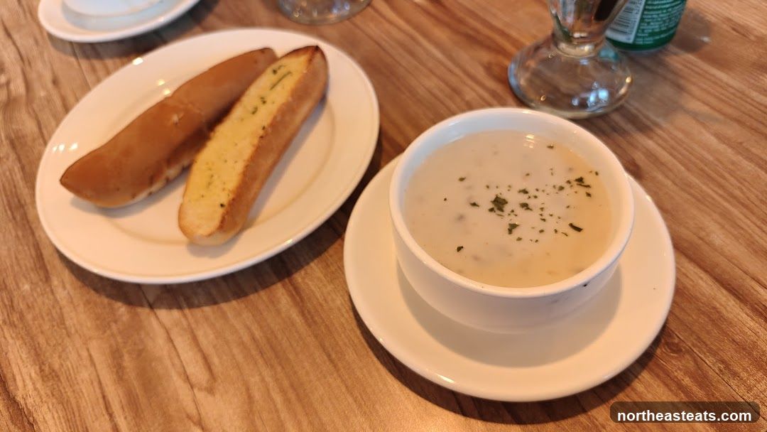 Creamy Mushroom Soup with Garlic Bread