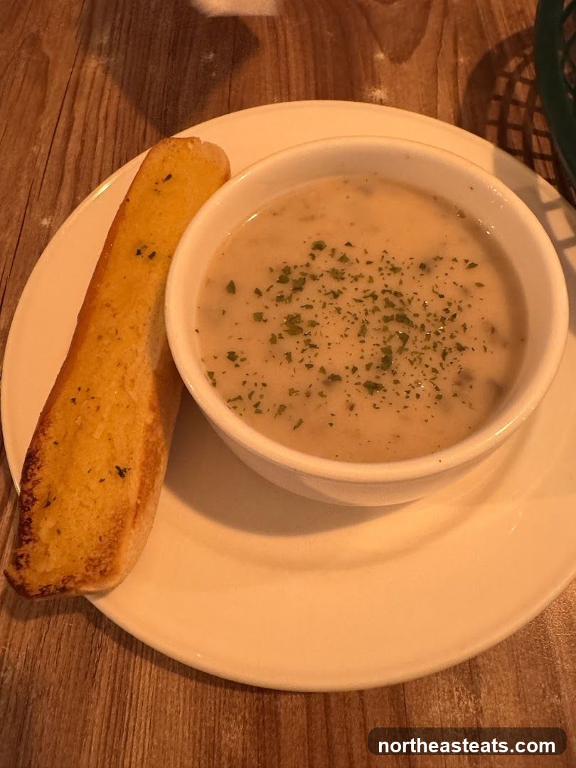 Mushroom Soup with Garlic Bread