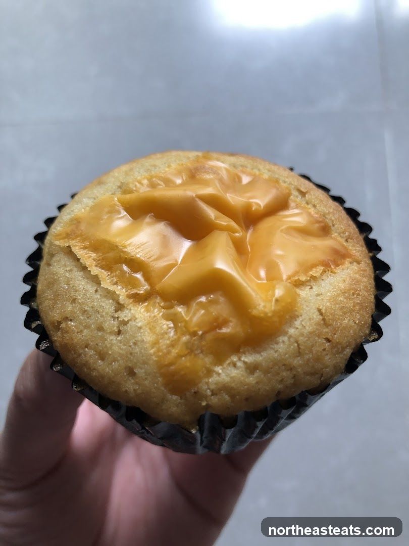 Cupcake with Cheese Topping