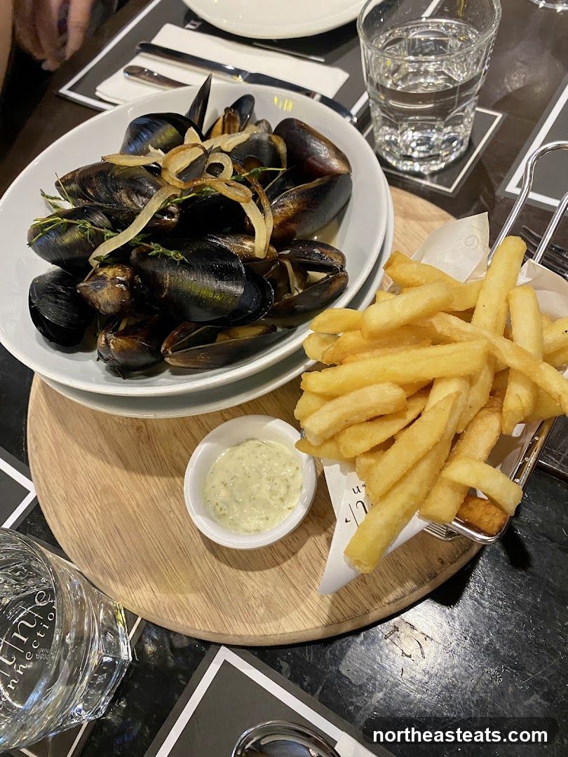 Mussels and Fries