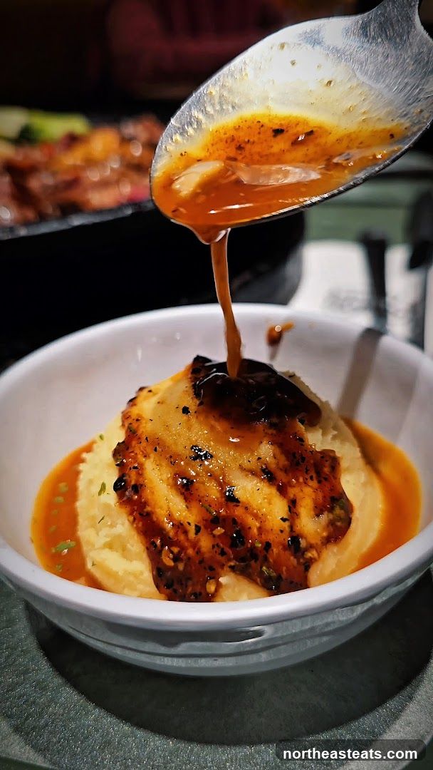 Mashed Potatoes with Gravy