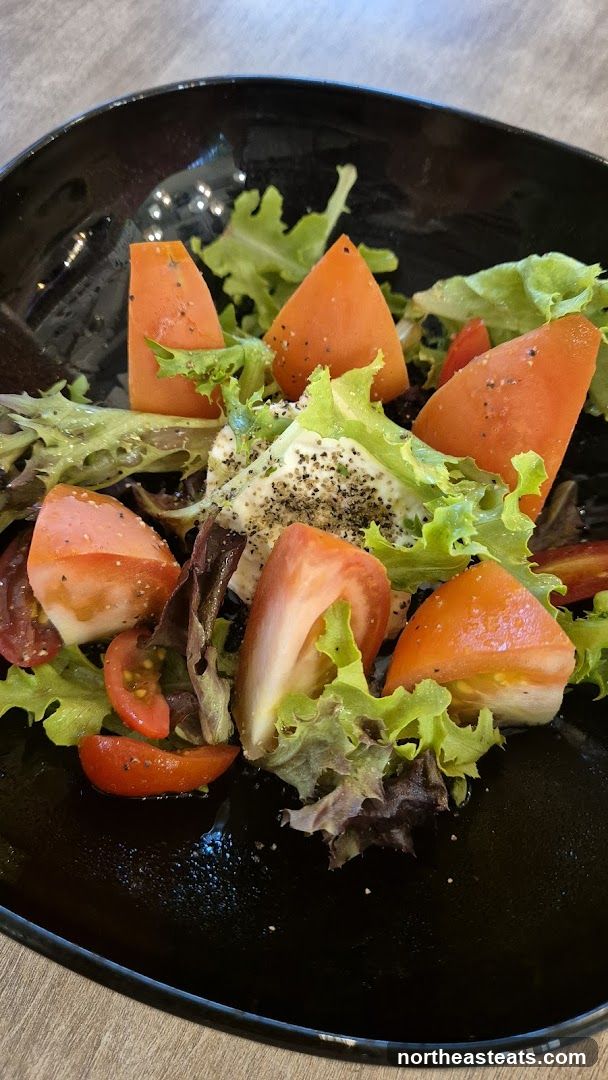 Salad with cheese and vegetables