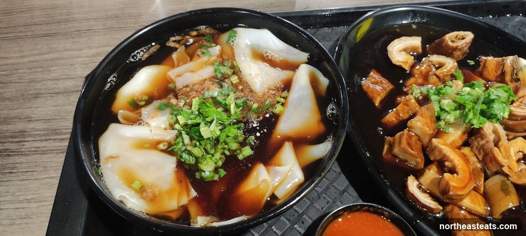 Noodle Soup and Braised Pork Intestines