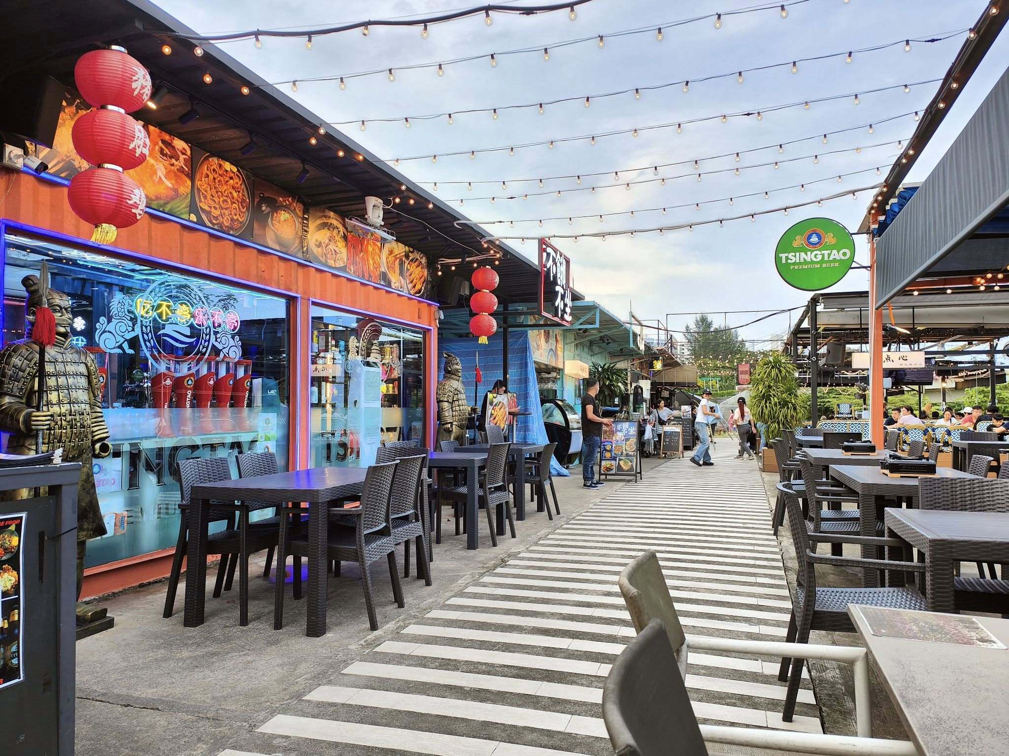 Last meals at Punggol East Container Park before the October close